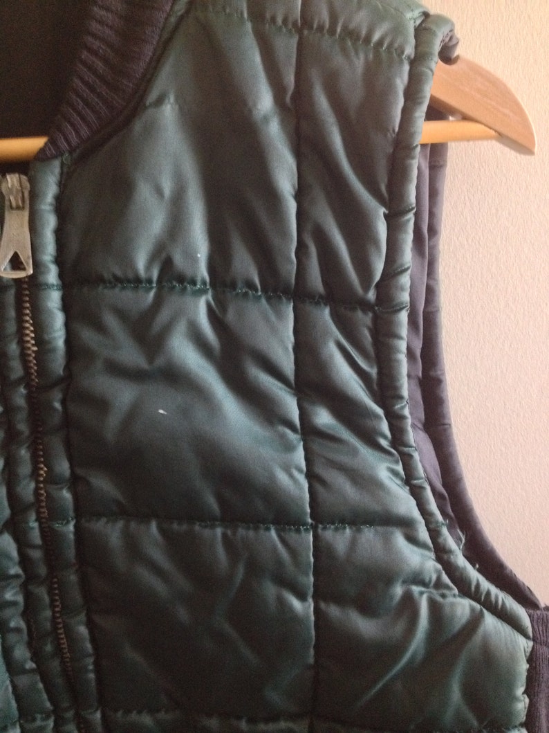 Forest Green Vintage Ski Vest Sleeveless Distressed Jacket Men/'s Medium M Zipper Minimalist