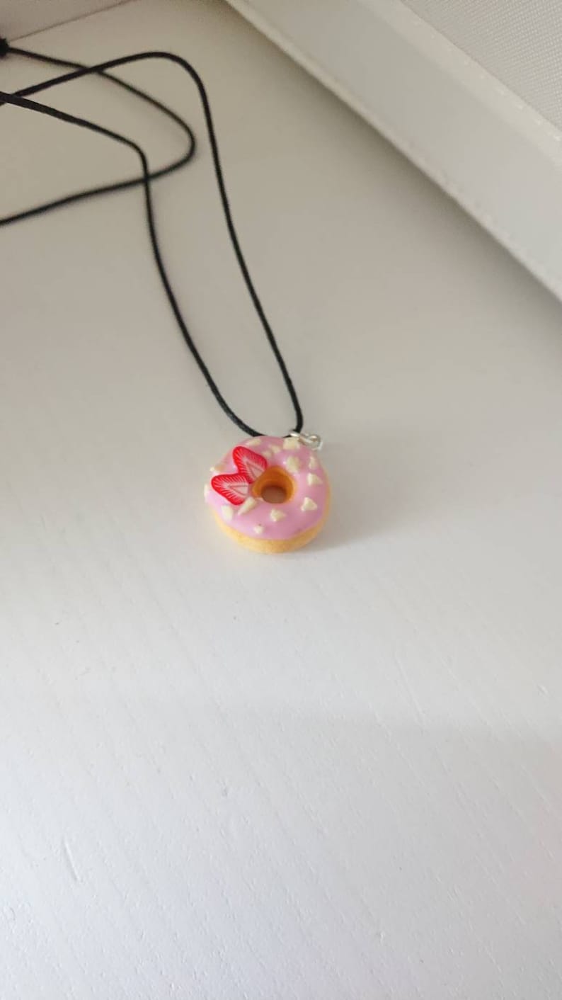 Donut necklace
