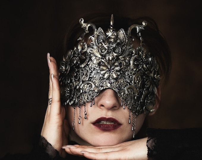 CUSTOM ORDER blind mask "Batitude"- gothic, fantasy, cosplay