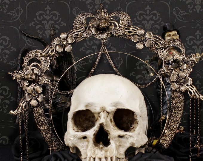 CUSTOM ORDER halo headpiece "Cresent Moon" - gothic, cosplay, fantasy