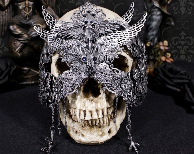 CUSTOM ORDER Mask "Raven Claw" - gothic, cosplay, fantasy, viking, larp, shaman