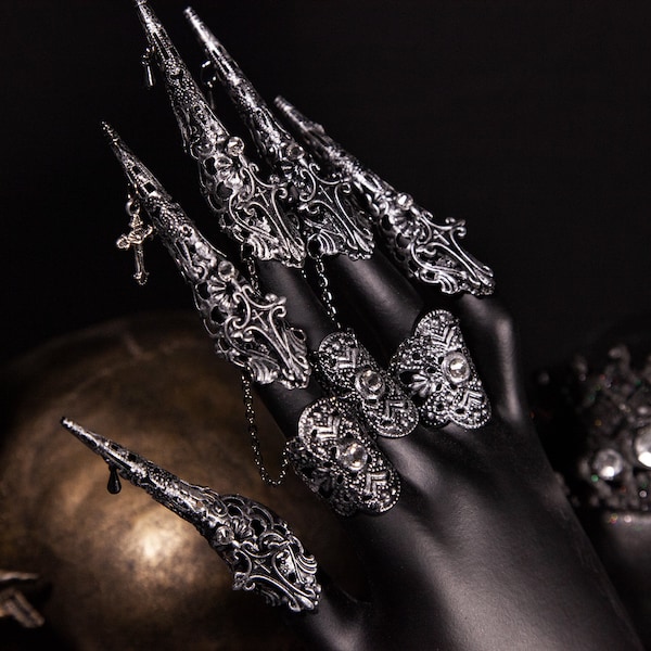 CUSTOM ORDER metal finger claws "Enomine" - gothic, cosplay, fantasy - ready for dispatch in 6 - 8 weeks