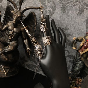 CUSTOM ORDER 2 finger metal claws &quot;Hugin&quot; - cosplay, viking, fantasy, gothic