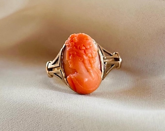 14K Yellow Gold Antique Coral Cameo Ring Size 7.5