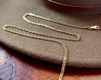 14K Yellow Gold Box/ Curb Link Chain Necklace 18in