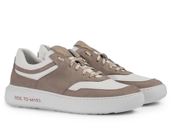Men's leather sneaker\casual\every occasion\handmade\all seasons\extralight EVA sole\walk or office\comfortable\weekend\made in Italy