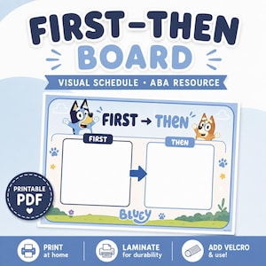 Puede incluir: Un tablero visual de horario First-Then con personajes de Bluey. El tablero rectangular tiene dos cuadros blancos vacíos etiquetados como First y Then, con una flecha azul entre ellos. El diseño incluye huellas, estrellas y el logo de Bluey.