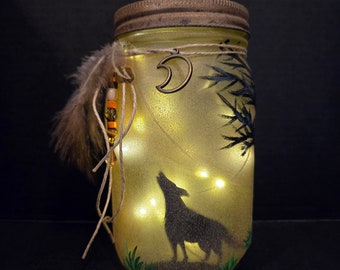 Wolf Mason Jar Lantern