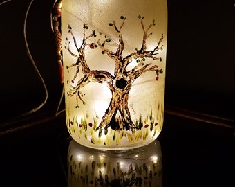 Spooky Halloween Mason Jar Lantern