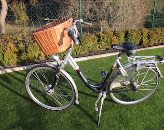 XXL or XL dog bicycle basket with grid and cushion, handmade from willow, brown color, bicycle basket, transport basket, handlebar basket, shopping basket