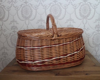 Shopping basket, wicker basket, mushroom basket, car basket, picnic basket, gift basket, transport basket, storage basket