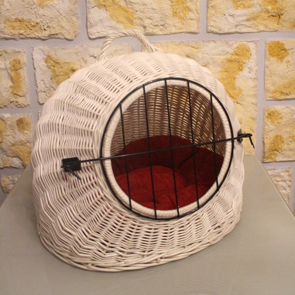 Cat transport basket or cat sleeping cave made of wicker with cushions and metal mesh wicker basket transport basket cat white