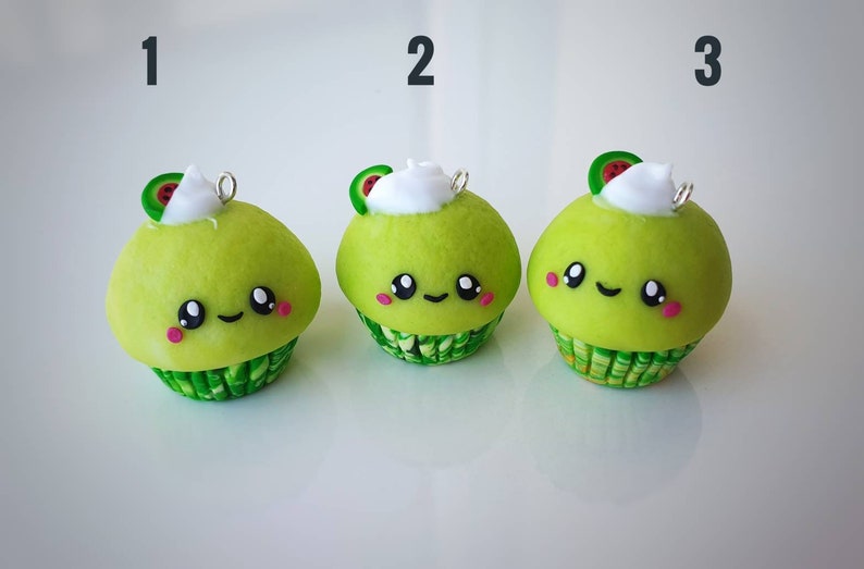 Cupcake pendant in Kawaii style