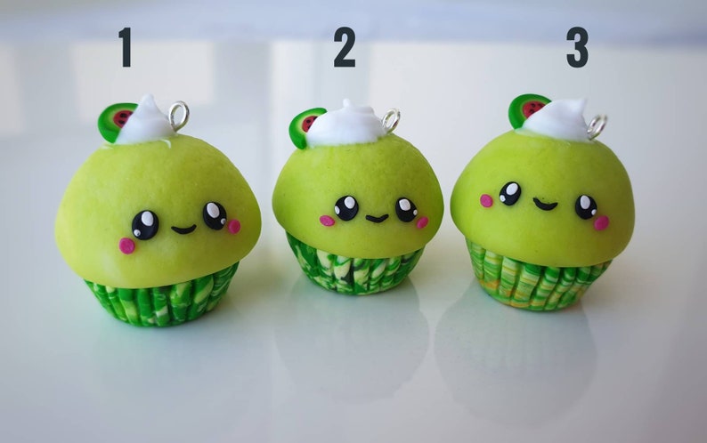 Cupcake pendant in Kawaii style