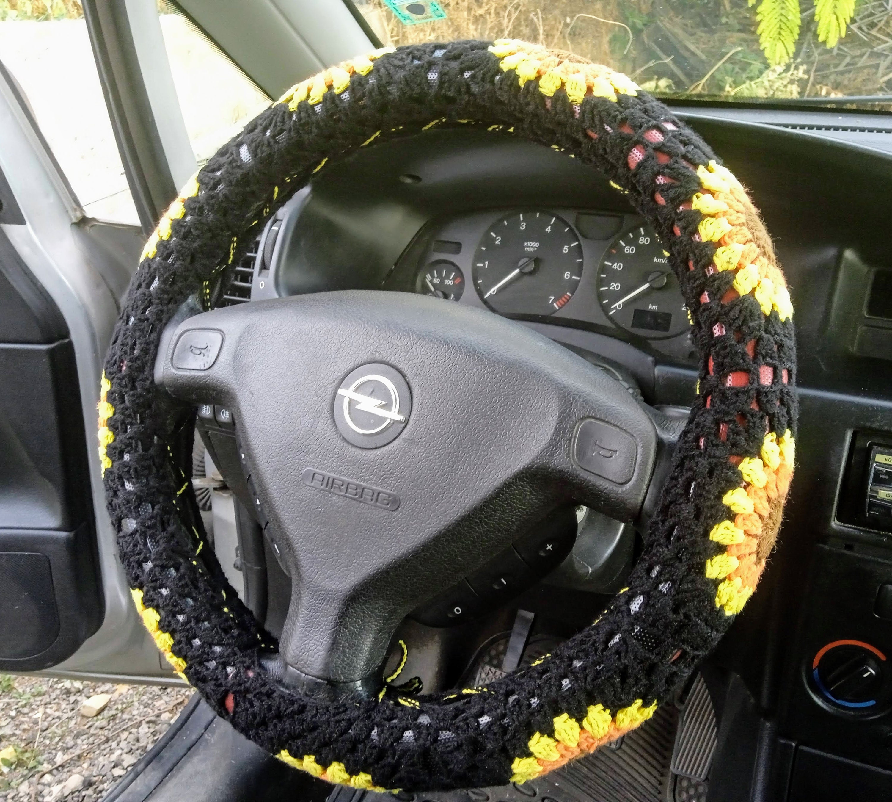 Housse de volant mignonne en forme de chat et de poisson pour filles,  adorable housse de volant de voiture en polaire, housse de volant  antidérapante chaude, accessoires de voiture -  France