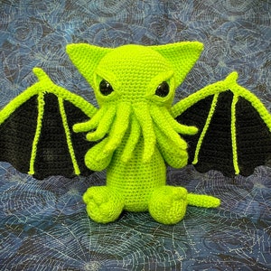 Crochet Cat-hulhu in &#39;Poison&#39; - Winged Cat Sea Monster with Wire - Large Stuffed Mythical Cryptid - Made to Order