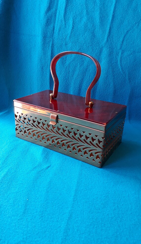 Vintage 50s Lucite and brass filigree top handle b