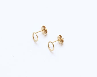 Gold minimalist circle stud earrings 9ct hallmarked