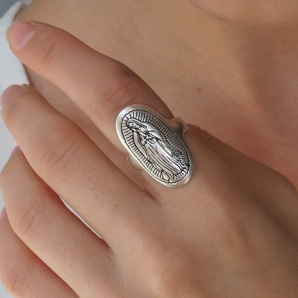 Silver Madonna Statement ring, Catholic symbol Jewellery, Miraculous ring, Saint ring, Virgin Mary ring, Madonna ring, anello con Madonna