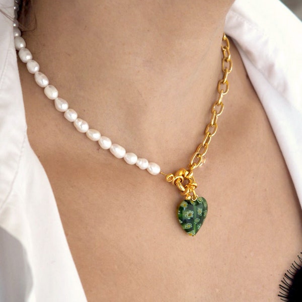 Collier demi-perle et chaîne en or, collier de perles coeur vert, collier chunky en or d'eau douce