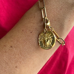 Chunky  gold coin bracelet, Gold large link chain bracelet with coin charm, Bold gold bracelet,