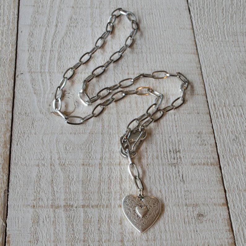 Silver Lariat necklace for women, Chunky chain lariat heart necklace, Adjustable antique silver chain pendant, image 4