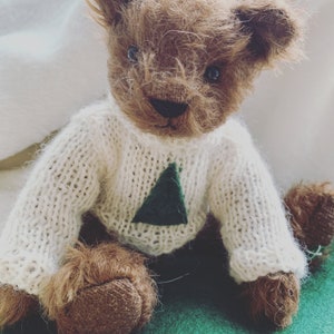 DevonGrizzlies Teddy Bear  Jumper Pattern