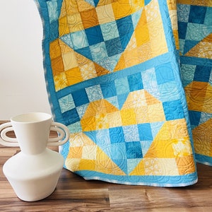 Ukraine hearts blanket / Patchwork quilt blanket / Blue and yellow color / Lovely gift / Rise of Freedom image 1