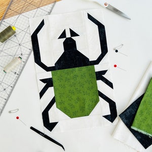 Long legs beetle / PDF pattern / FPP quilt patterns / Modern quilt patterns