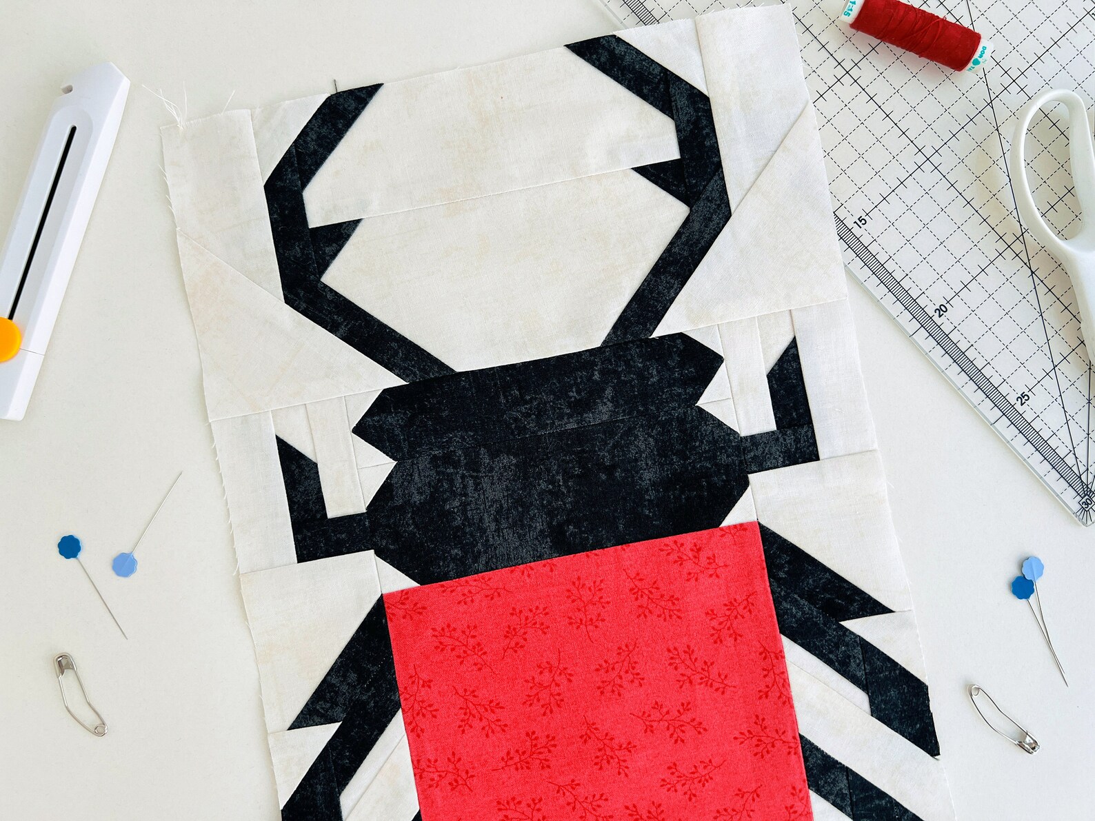 Stag Pattern Stag Beetle / PDF Pattern / FPP Quilt Patterns / Modern Quilt Patterns ...