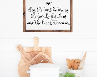 Bless The Food Before Us La famille à côté de nous et l'amour entre nous SVG, svg de signe de ferme, svg de décoration de ferme, svg de salle à manger,