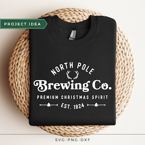 Svg North Pole Brewing Co, svg de Noël vintage, signe de Noël svg, svg renne, ambiance de Noël, sac de vin de Noël, esprit de Noël