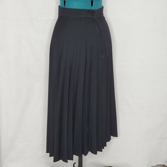 Vintage 1970s - 1990's Black Polyester Midi PLEAT… - image 4