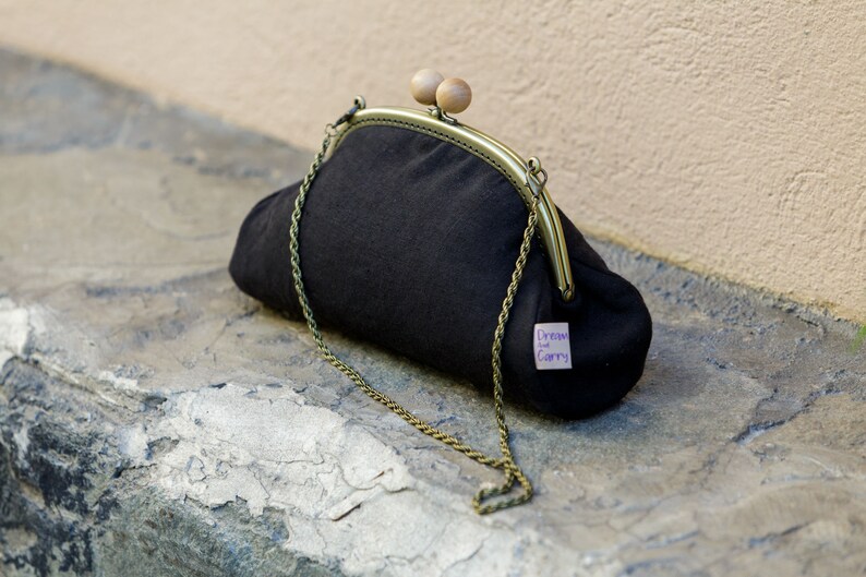 Cartera de mano de lino negra, Bolso de noche para mujer, Bolso de mano negro, Regalo único para ella imagen 7