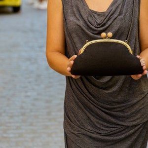 Cartera de mano de lino negra, Bolso de noche para mujer, Bolso de mano negro, Regalo único para ella imagen 3
