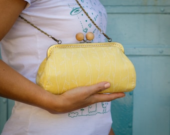 Yellow linen kiss lock clutch purse, Women’s everyday purse, Unique gift for her, Vintage style purse
