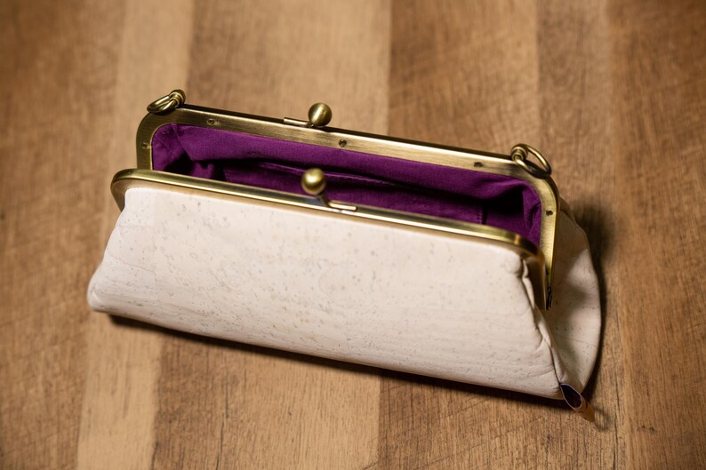 Cartera de mano de corcho blanco, cartera de mano con marco de metal vegano, bolso de mano de boda, regalo para ella imagen 7