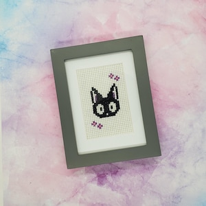 Jiji (Kiki&#39;s cat) - Finished Cross Stitch in a Plastic Frame - Anime Art - Cross Stitch - Needlepoint - Handmade Minimalist Desk Decor