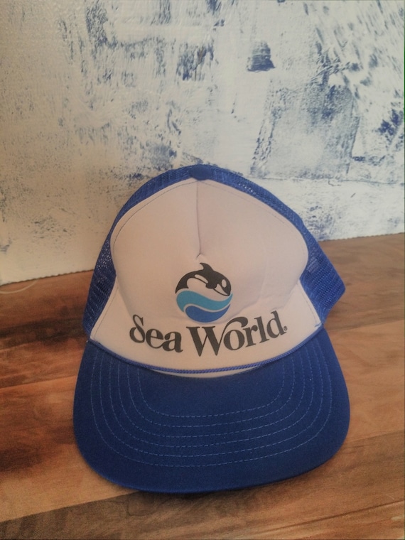 Vintage Sea World trucker hat. - image 1