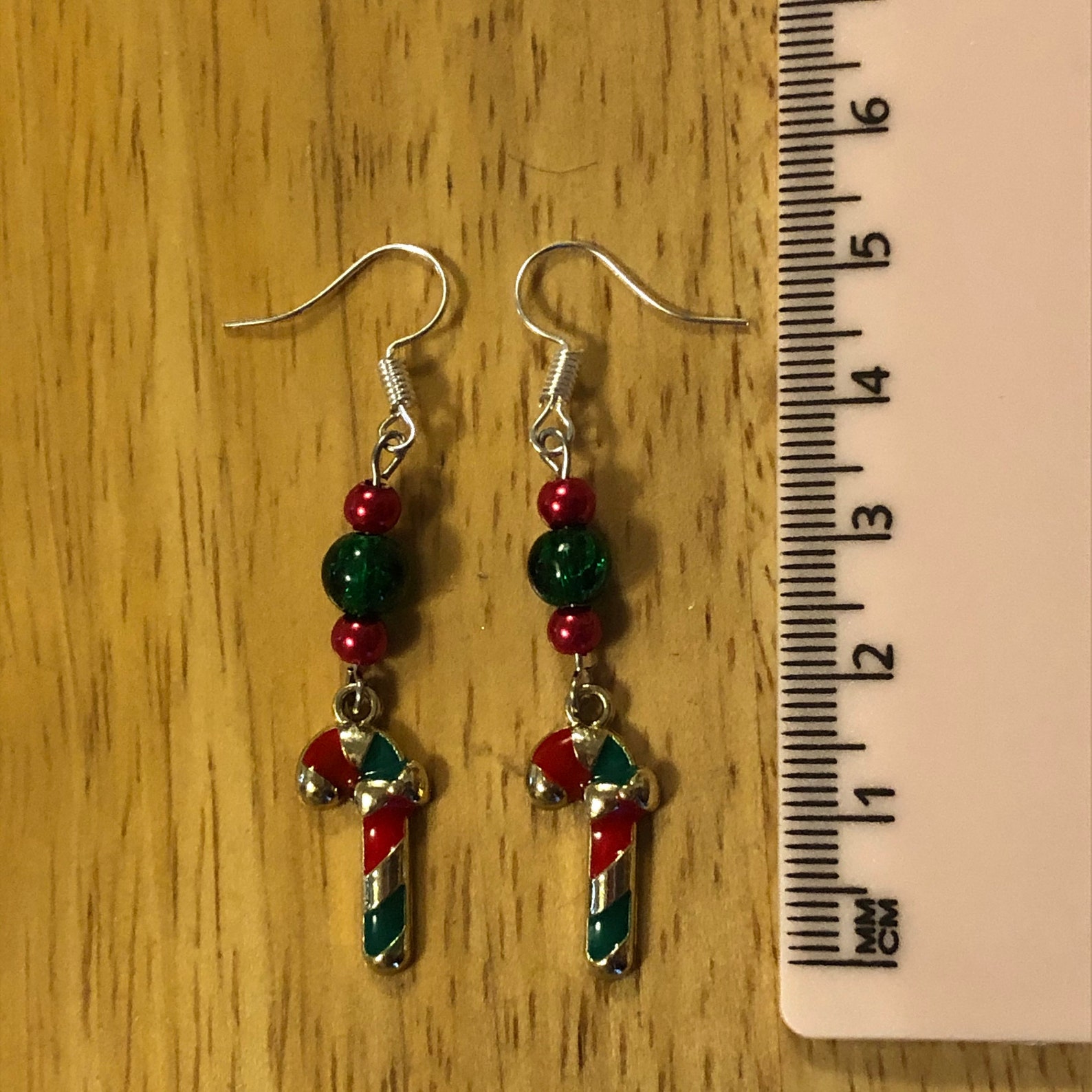 Handmade Candycane Christmas earrings Etsy.de