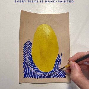 Cartera de cuero amarillo para tarjetas, tarjetero fino de cuero auténtico hecho a mano para mujer, cartera pequeña para tarjetas de crédito, regalo de primavera amarillo. imagen 6