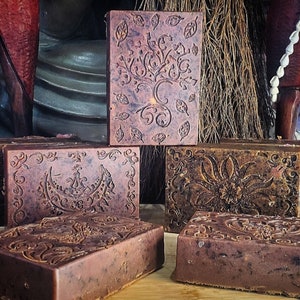 Love & Lust Attraction Body Soap - Powerful Herbs and Roots, Organic Flowers and Fruits, Rich Oils, Natural Stone - Vibrations to Attract
