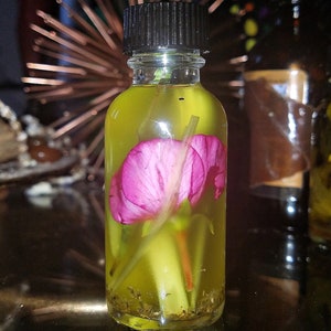 Empath Clairvoyant Body Oil- Higher Self-Psychic Powers-Intuition-Visions-Dreams -Mood-Energy Cleanser-Strength -Balance -Protection-Healing