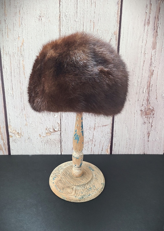 Vintage Ladies Mink Fur Hat/Caplet, Silk Lined, M… - image 1