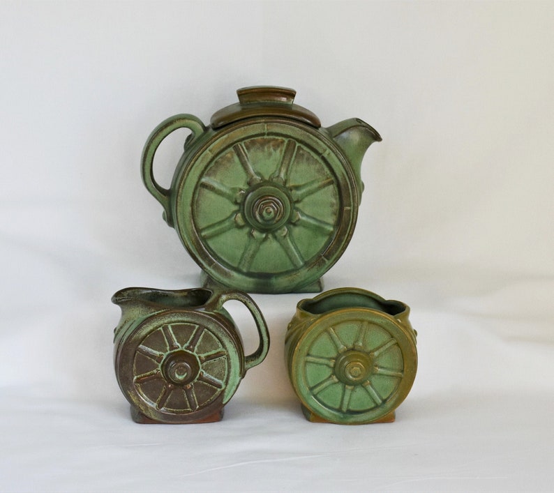 1950/'s Frankoma Pottery Prairie Green Wagon Wheel 4c Creamer and Sugar Teapot