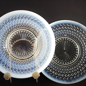 Anchor Hocking Moonstone Set of 3 Luncheon/Dinner Plates, 1940s USA