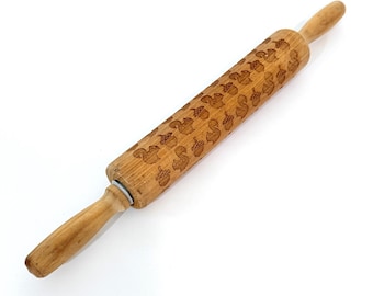 Wooden Rolling Pin Squirrel and Acorn Cut-In Pattern