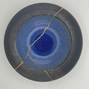 kintsugi art -ai indigo