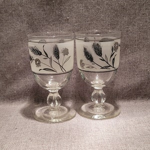 Libbey Silver Frosted Wheat  Goblets Glasses, Set of 2 Water- MCM Mid Century Modern