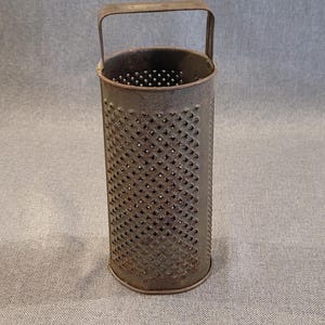 Primitive, Antique Round Grater, Cylinder Grater with 3 different Grating patterns 8 1/4&quot; tall - Rare Find